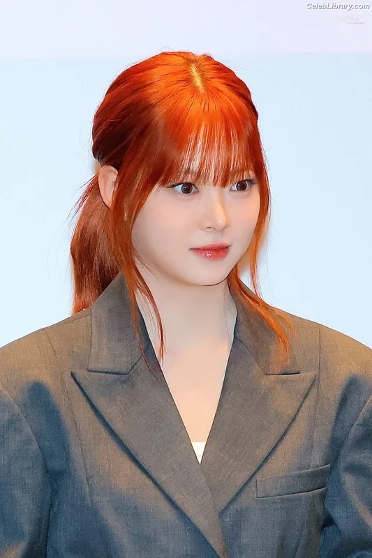Hong Eunchae 홍은채  LESSERAFIM photo 23 of 992
