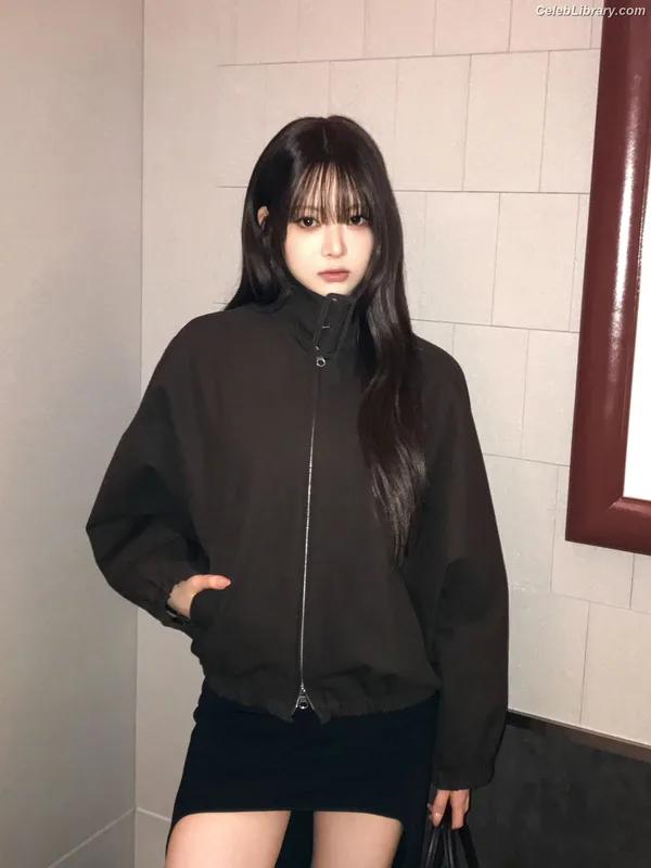Hong Eunchae 홍은채  LESSERAFIM photo 11 of 992