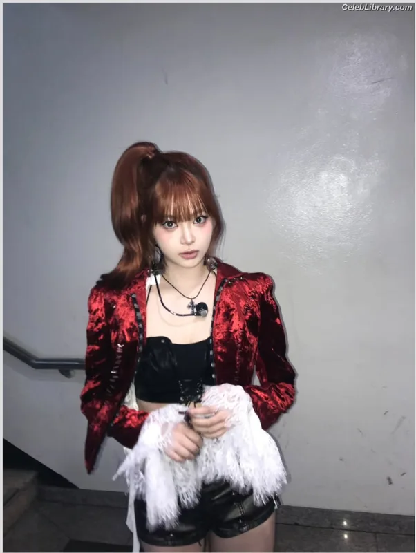 Hong Eunchae 홍은채  LESSERAFIM photo 6 of 992