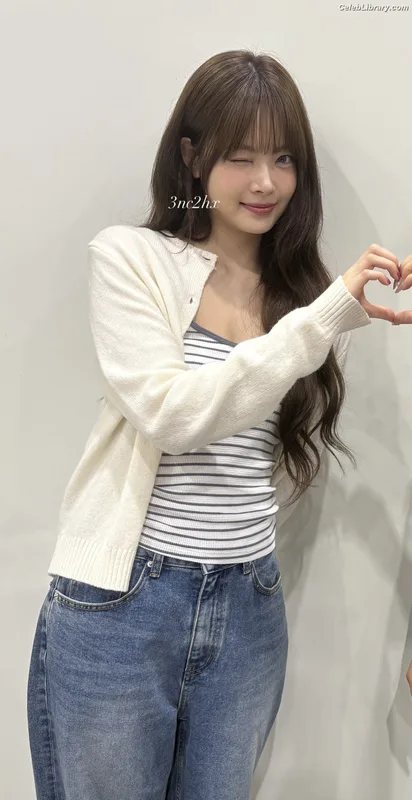 Hong Eunchae 홍은채 LESSERAFIM photo 17 of 992