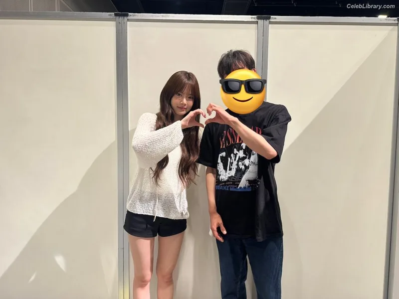 Hong Eunchae 홍은채 LESSERAFIM photo 13 of 992