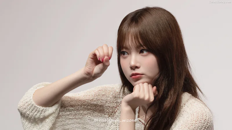 Hong Eunchae 홍은채  LESSERAFIM photo 1 of 992