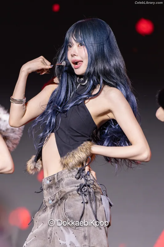 Hong Eunchae 홍은채  LESSERAFIM photo 11 of 992