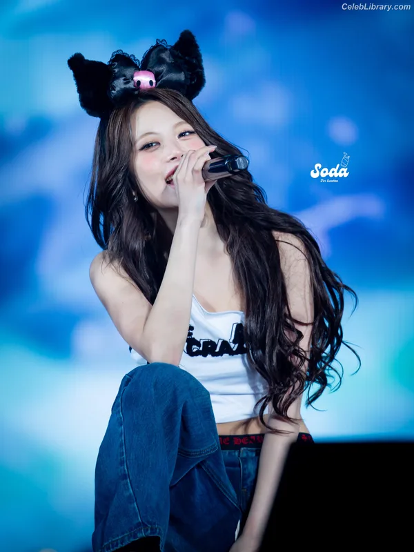 Hong Eunchae 홍은채 LESSERAFIM photo 7 of 992