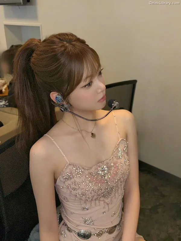 Hong Eunchae 홍은채 LESSERAFIM photo 8 of 992