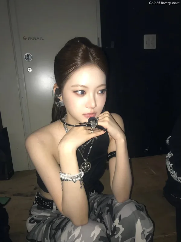 Hong Eunchae 홍은채 LESSERAFIM photo 17 of 992