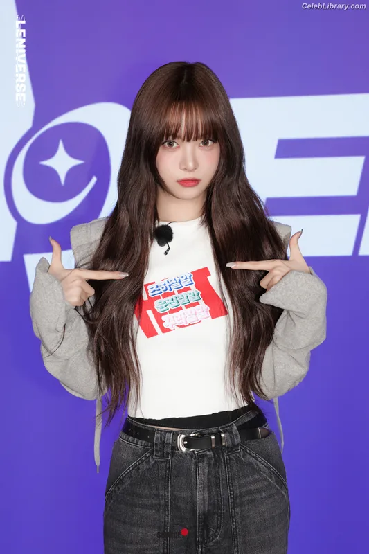 Hong Eunchae 홍은채 LESSERAFIM photo 8 of 992