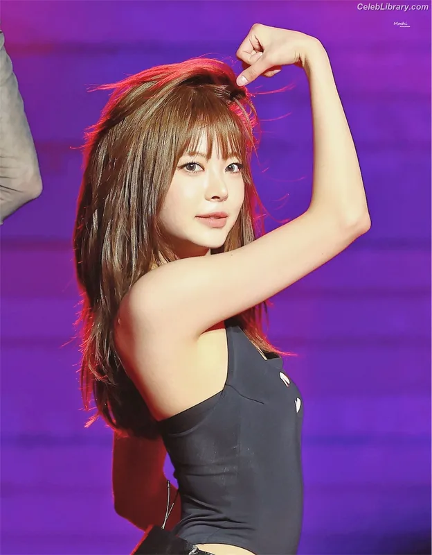 Hong Eunchae 홍은채 LESSERAFIM photo 17 of 992