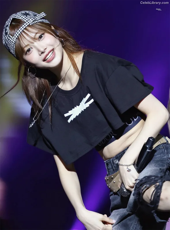 Hong Eunchae 홍은채 LESSERAFIM photo 23 of 992