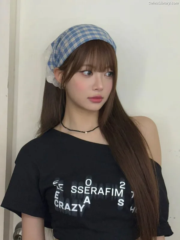 Hong Eunchae 홍은채 LESSERAFIM photo 13 of 992
