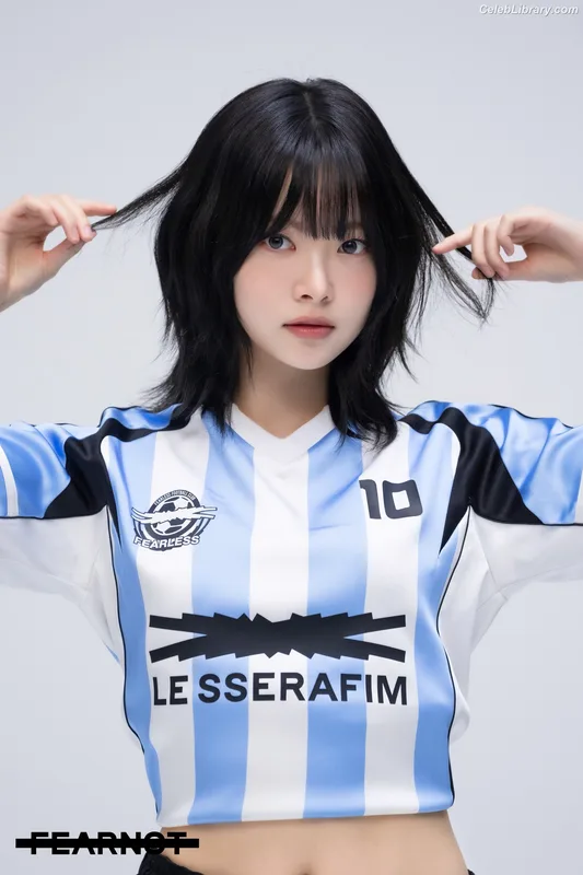Hong Eunchae 홍은채  LESSERAFIM photo 22 of 992