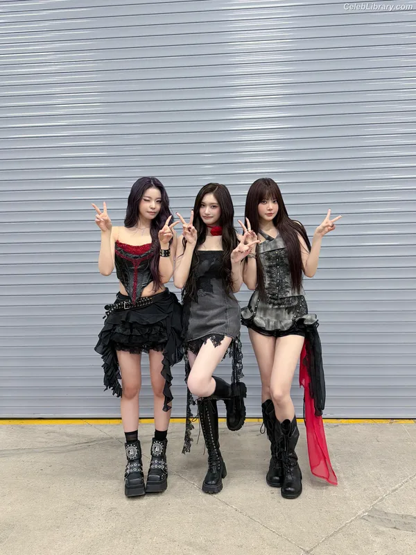 Hong Eunchae 홍은채  LESSERAFIM photo 17 of 992