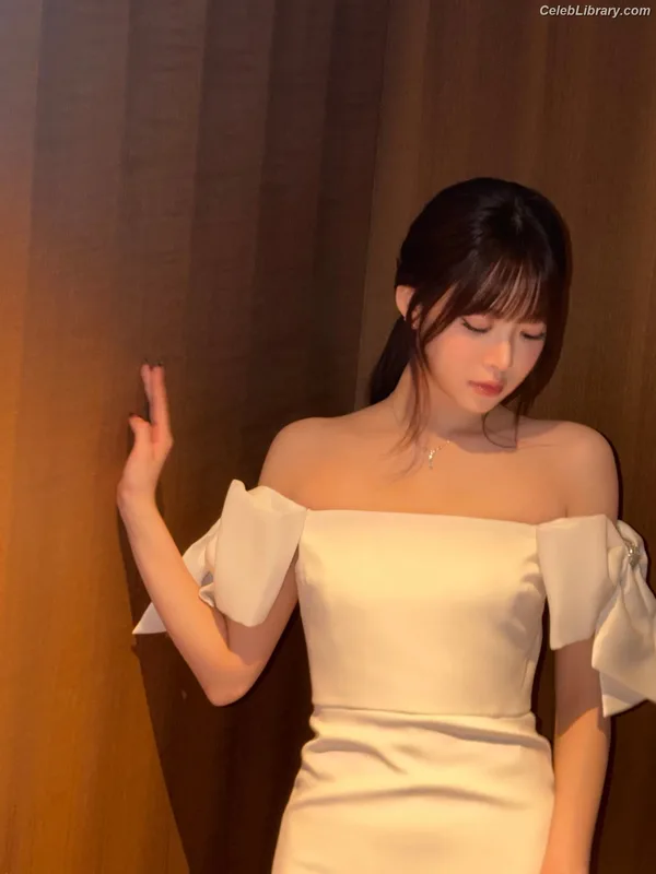 Hong Eunchae 홍은채  LESSERAFIM photo 23 of 992