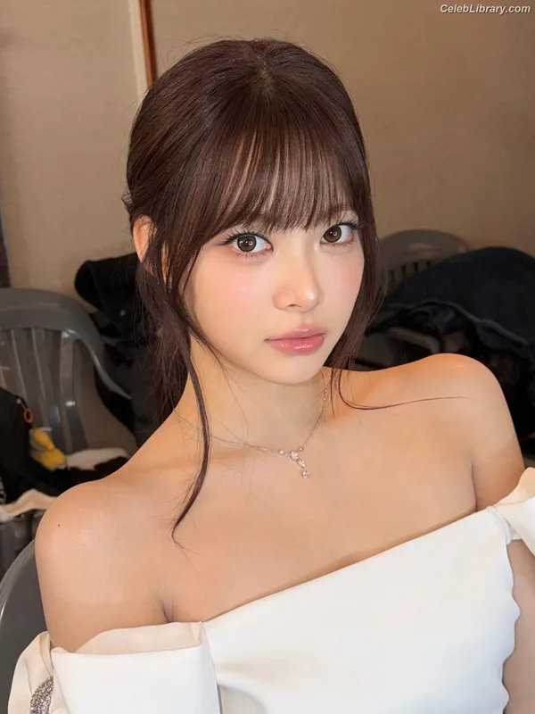 Hong Eunchae 홍은채  LESSERAFIM photo 24 of 992