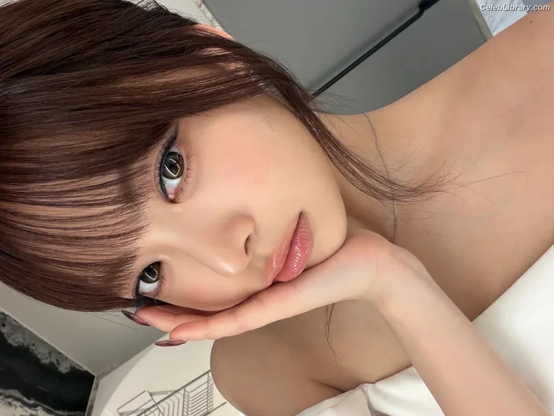 Hong Eunchae 홍은채  LESSERAFIM photo 7 of 992