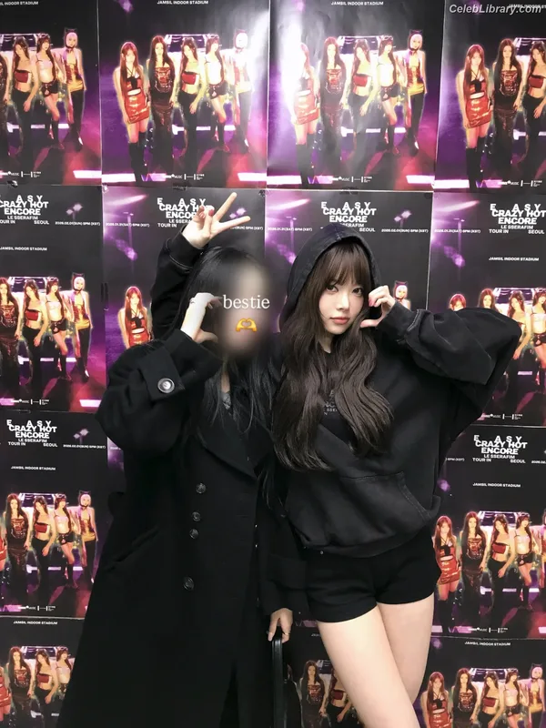 Hong Eunchae 홍은채  LESSERAFIM photo 11 of 992