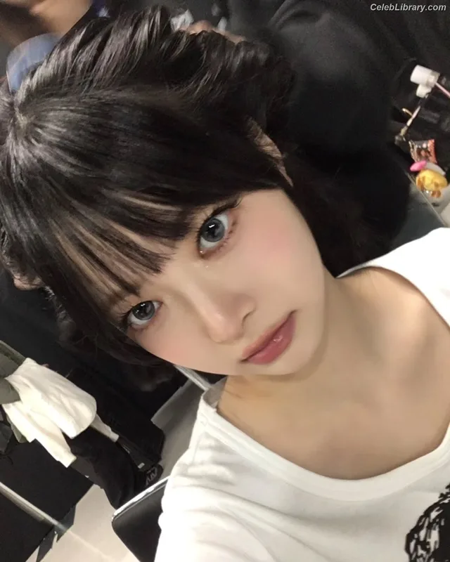 Hong Eunchae 홍은채  LESSERAFIM photo 2 of 992