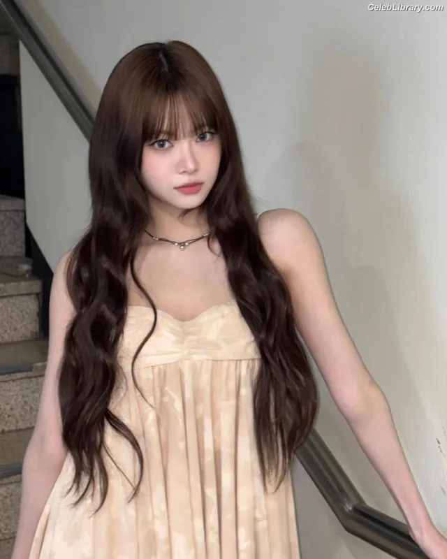 Hong Eunchae 홍은채  LESSERAFIM photo 22 of 992