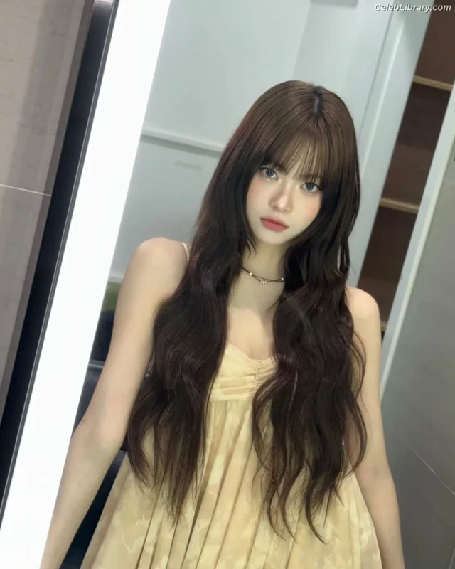 Hong Eunchae 홍은채  LESSERAFIM photo 3 of 992