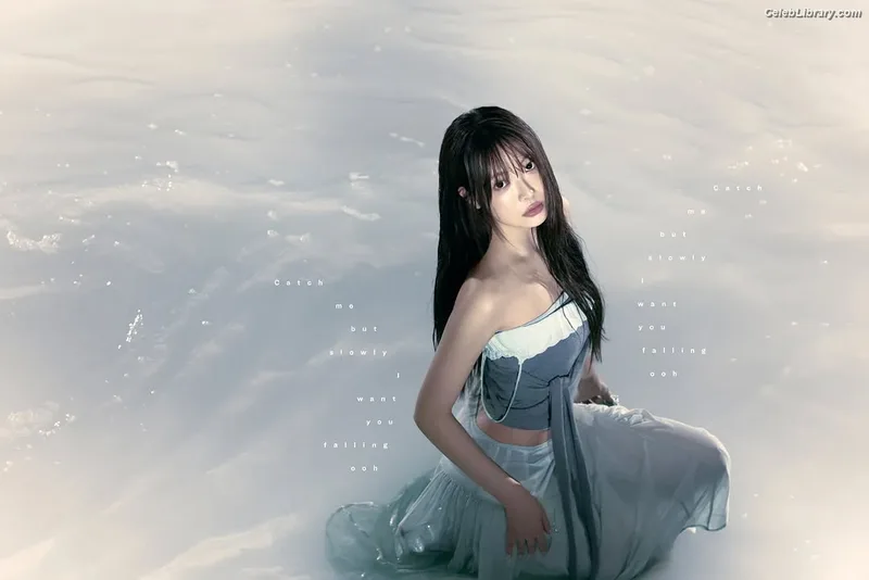 Hong Eunchae 홍은채  LESSERAFIM photo 13 of 992