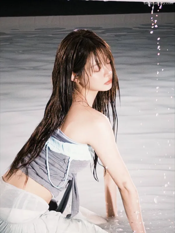 Hong Eunchae 홍은채  LESSERAFIM photo 4 of 992