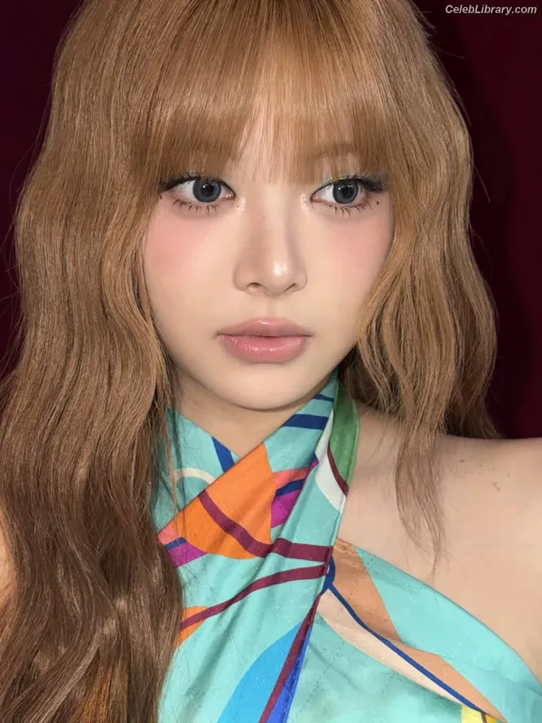 Hong Eunchae 홍은채  LESSERAFIM photo 3 of 992
