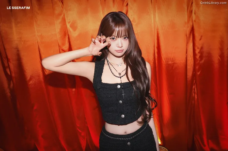 Hong Eunchae 홍은채  LESSERAFIM photo 7 of 992