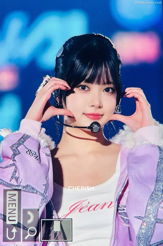 Hong Eunchae 홍은채  LESSERAFIM photo 17 of 992