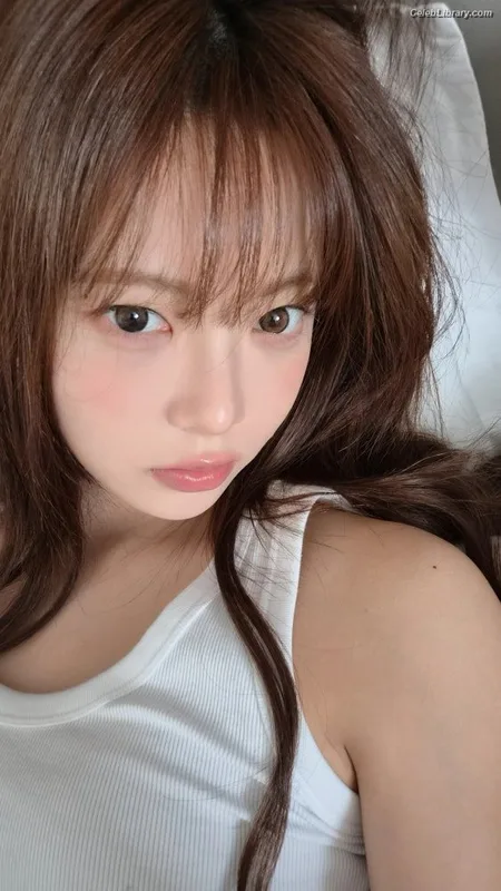 Hong Eunchae 홍은채  LESSERAFIM photo 19 of 992
