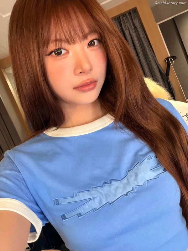 Hong Eunchae 홍은채  LESSERAFIM photo 22 of 992