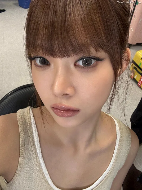 Hong Eunchae 홍은채  LESSERAFIM photo 1 of 992
