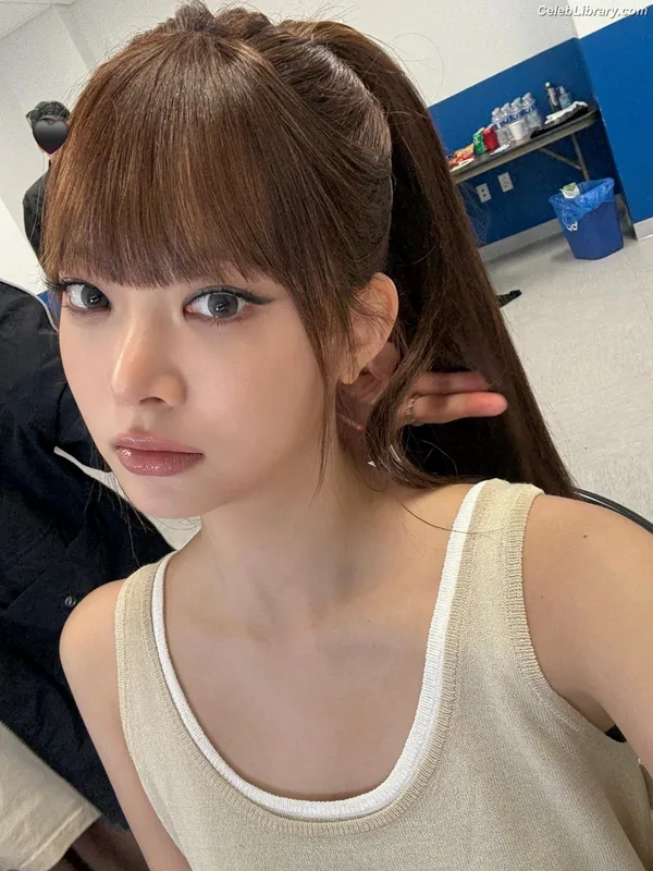 Hong Eunchae 홍은채  LESSERAFIM photo 5 of 992