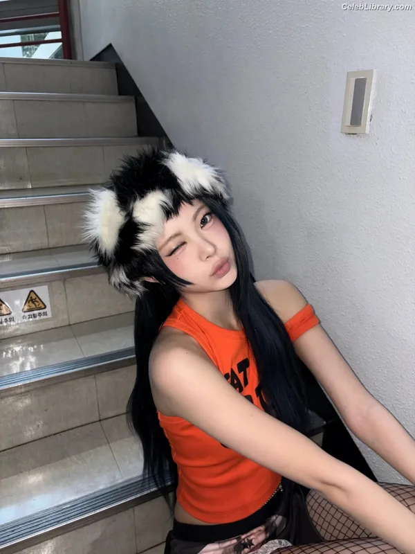 Hong Eunchae 홍은채  LESSERAFIM photo 8 of 992