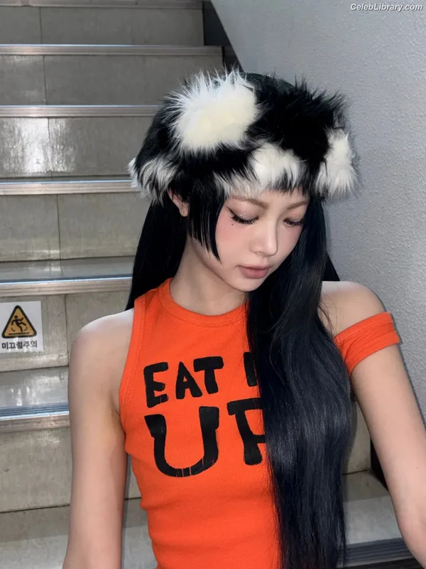 Hong Eunchae 홍은채  LESSERAFIM photo 10 of 992