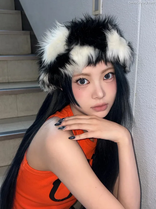 Hong Eunchae 홍은채  LESSERAFIM photo 11 of 992