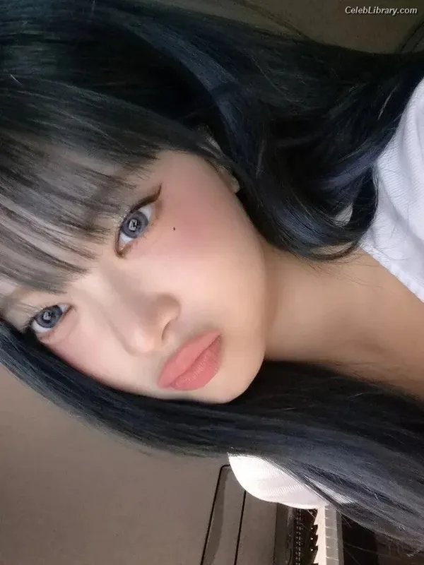 Hong Eunchae 홍은채  LESSERAFIM photo 6 of 992