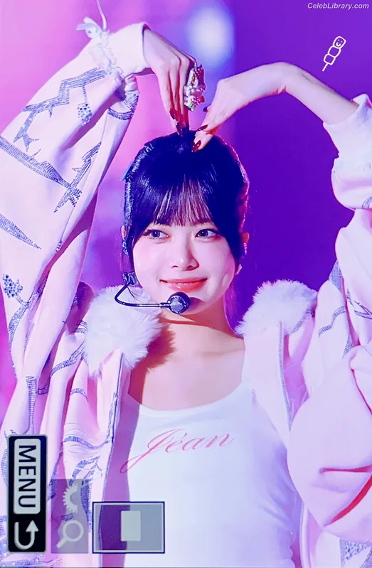 Hong Eunchae 홍은채 LESSERAFIM photo 17 of 992