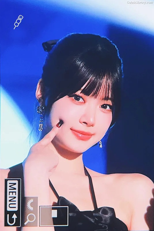 Hong Eunchae 홍은채 LESSERAFIM photo 20 of 992