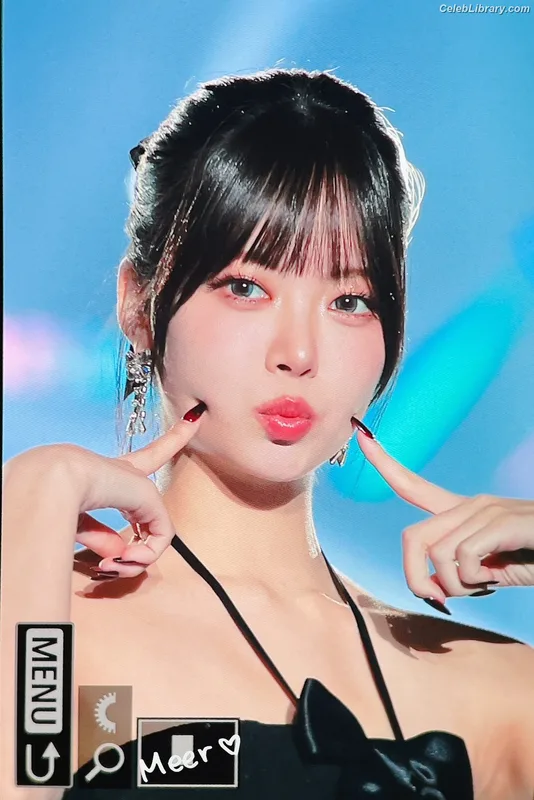 Hong Eunchae 홍은채 LESSERAFIM photo 21 of 992