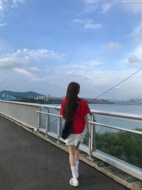 Hong Eunchae 홍은채  LESSERAFIM photo 7 of 992