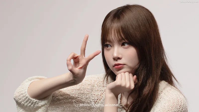 Hong Eunchae 홍은채  LESSERAFIM photo 12 of 992