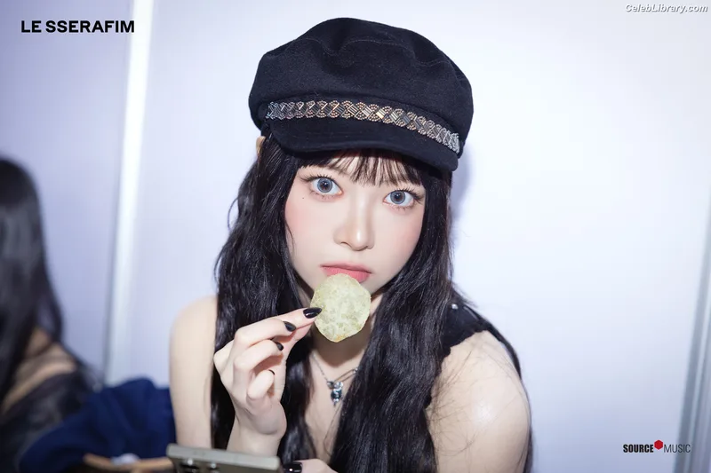 Hong Eunchae 홍은채  LESSERAFIM photo 24 of 992