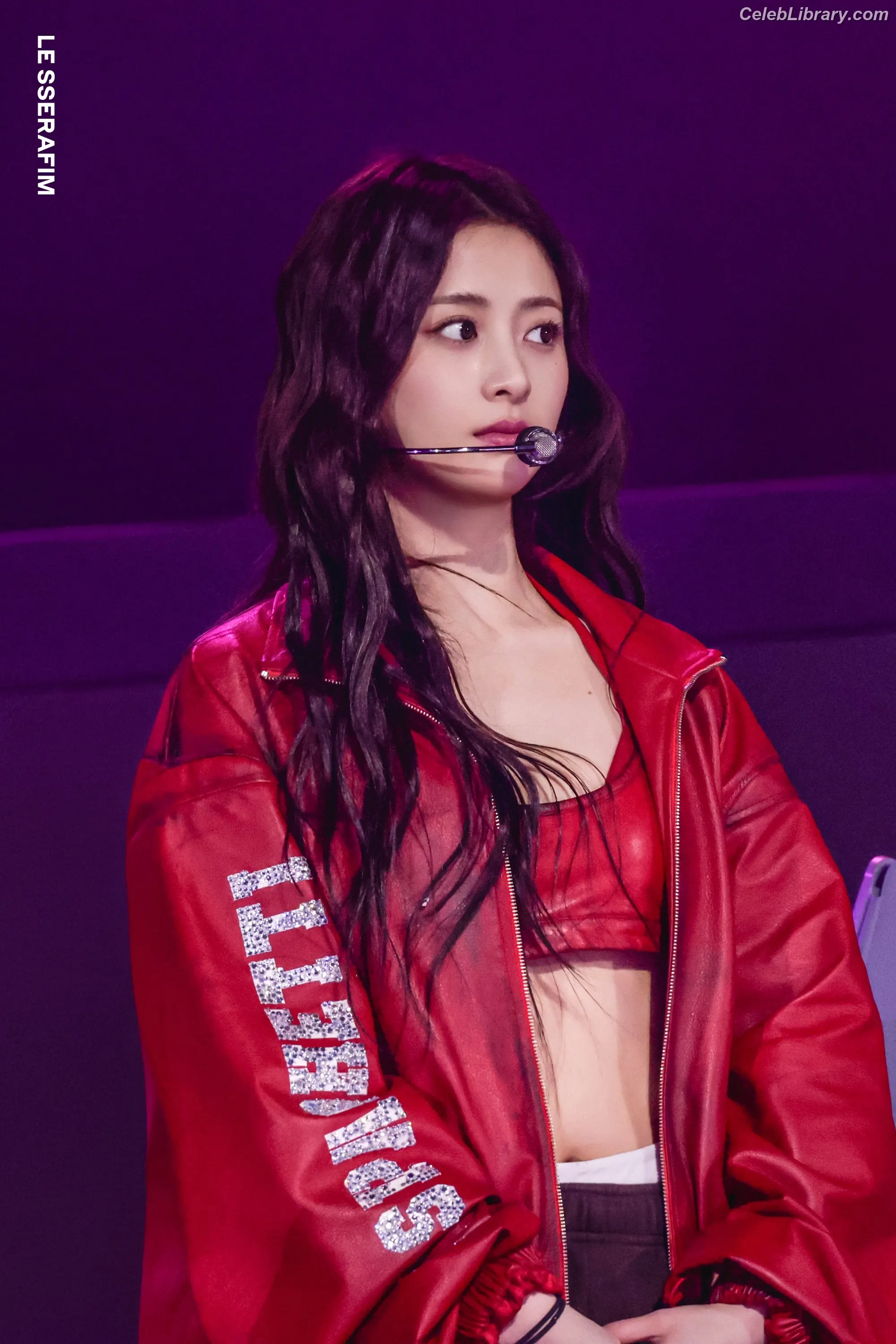 Huh Yunjin 허윤진  LESSERAFIM photo 7 of 252