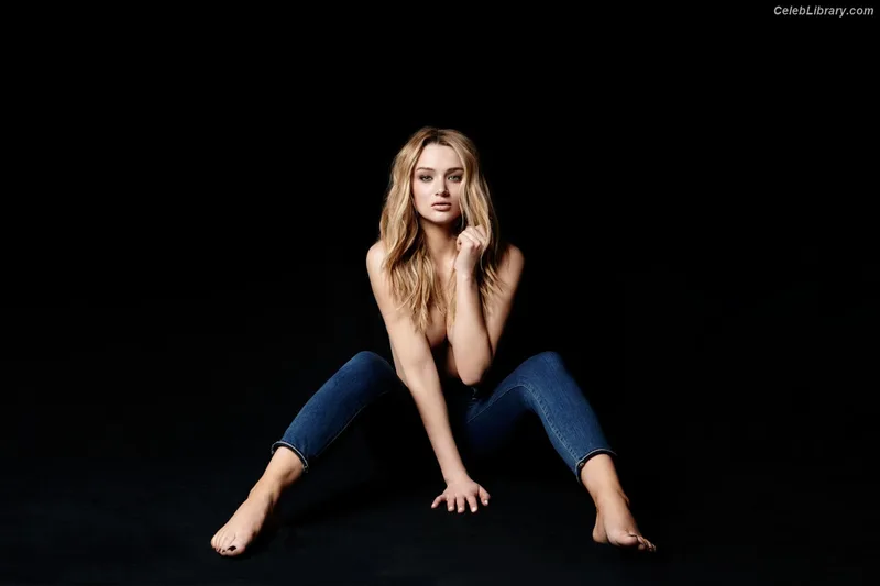 Hunter King photo 21 of 82