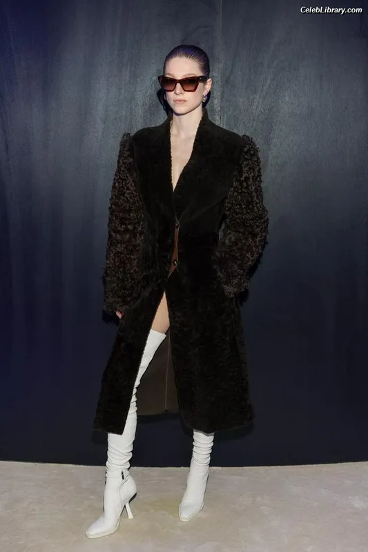 Hunter Schafer photo 15 of 46
