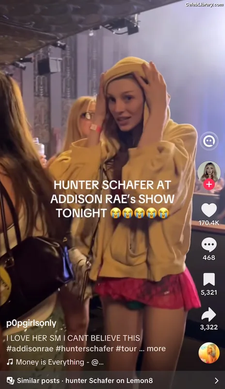 Hunter Schafer photo 17 of 46