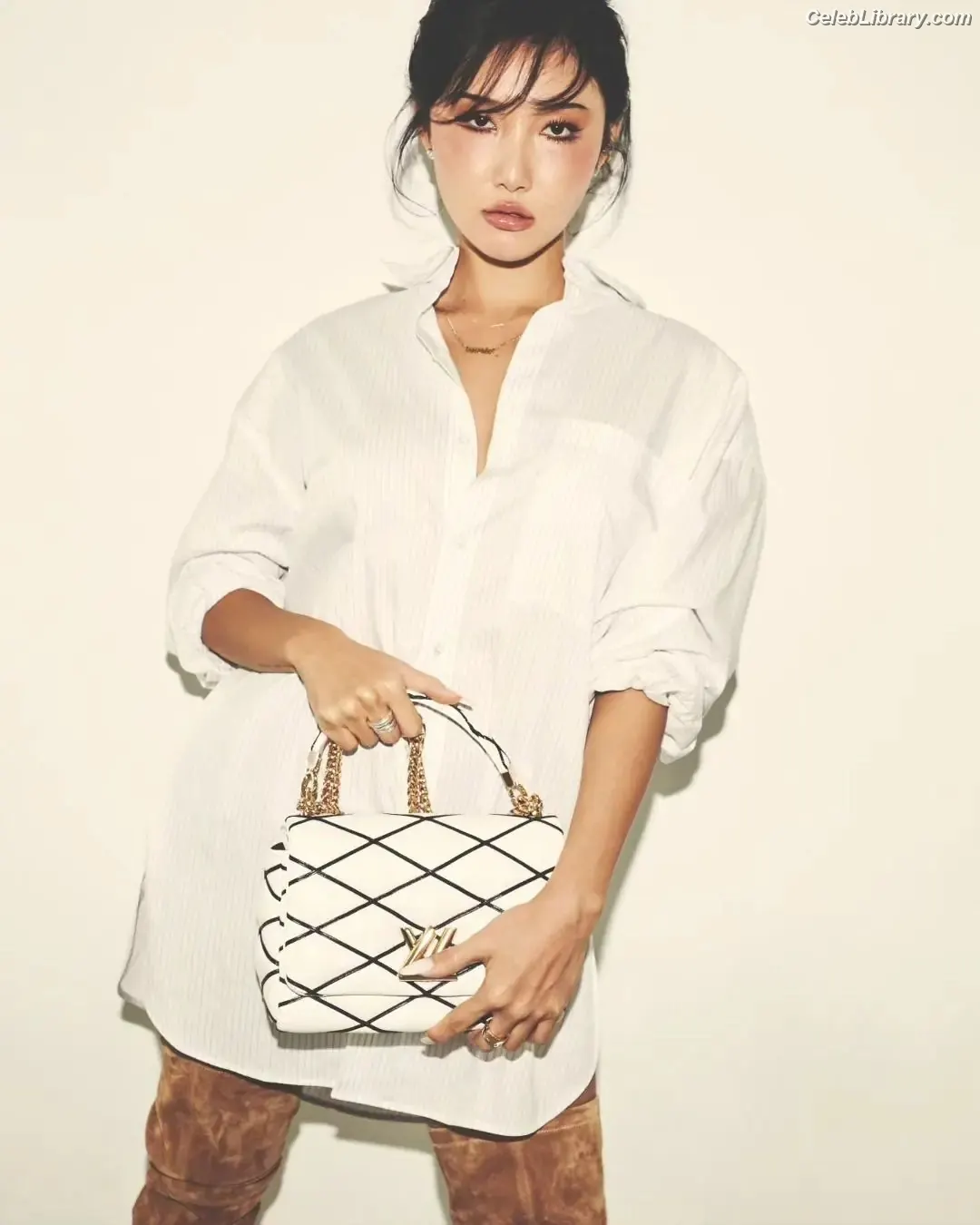 HWASA photo 8 of 468