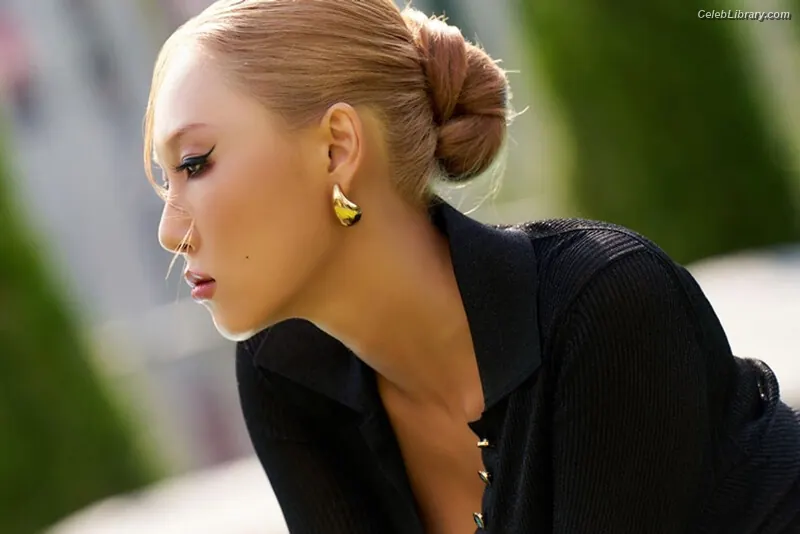 HWASA photo 13 of 468