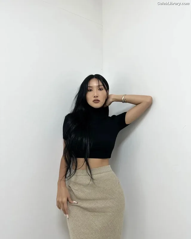 HWASA photo 20 of 469