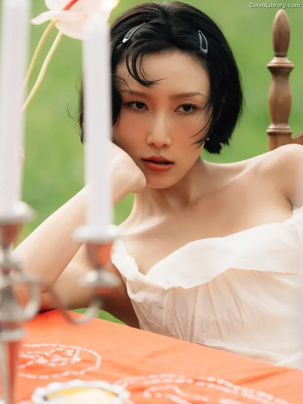 HWASA photo 20 of 469